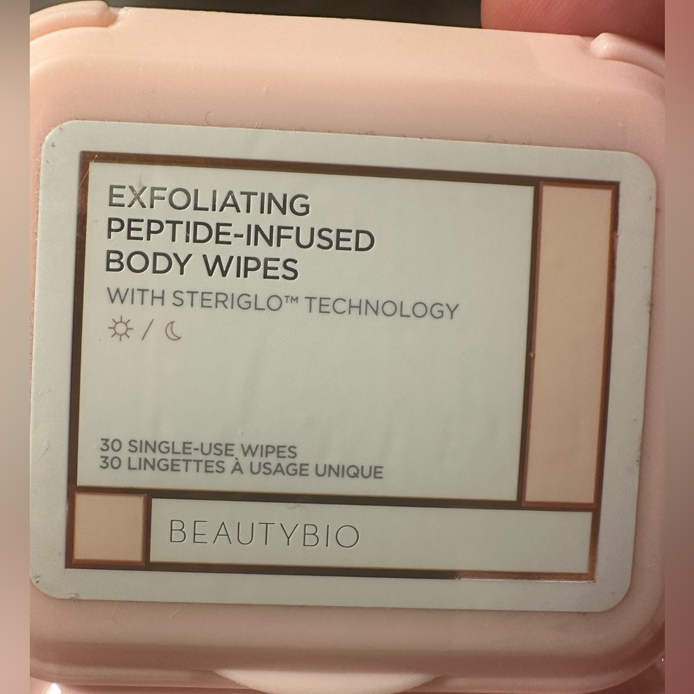 BeautyBio Peptide-Infused Body Wipes